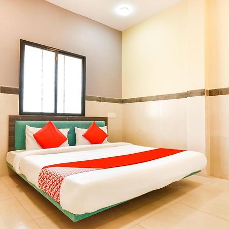 Oyo Hotel Karemore Celebration Bhandara Bagian luar foto